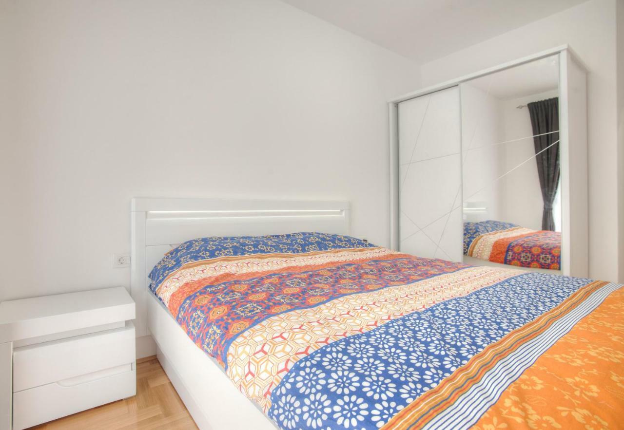 Apartman 104 Budva Luaran gambar